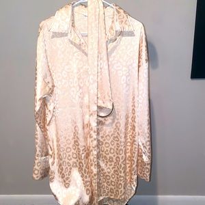 Leopard print. Mini dress.